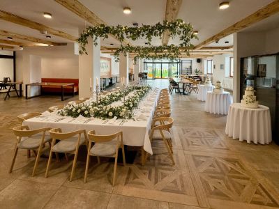 Reštaurácia 2 Reštaurácia 2