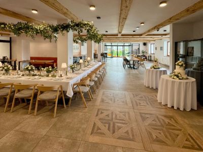 Reštaurácia 2 Reštaurácia 2